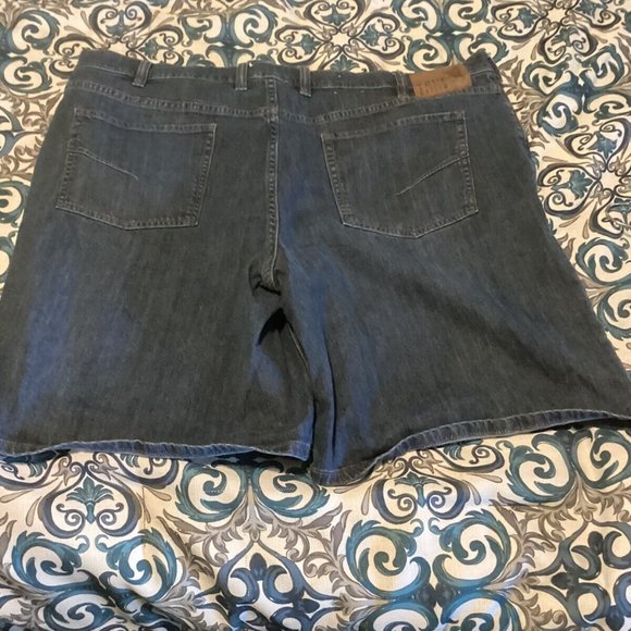 True Nation Relaxed Fit Shorts Size 46 - Picture 2 of 4